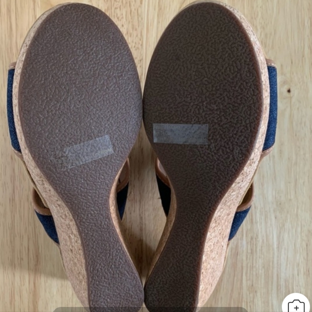 Clarks Cream and Blue Denim Wedge Shoes - Picture 3 of 15